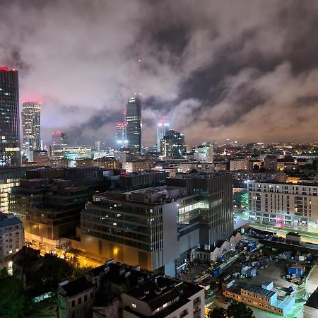 Platinum Towers Apartment With Parking By Renters Prestige วอร์ซอ ภายนอก รูปภาพ